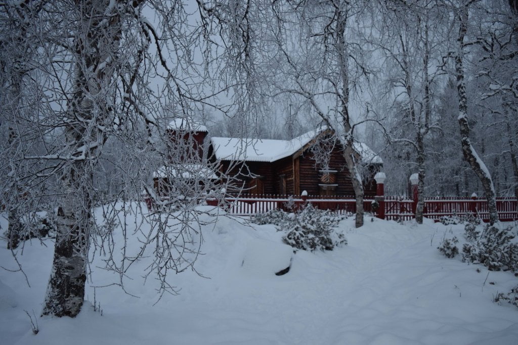 Lapponia finlandese in inverno: la chiesa di Piepläjarven.