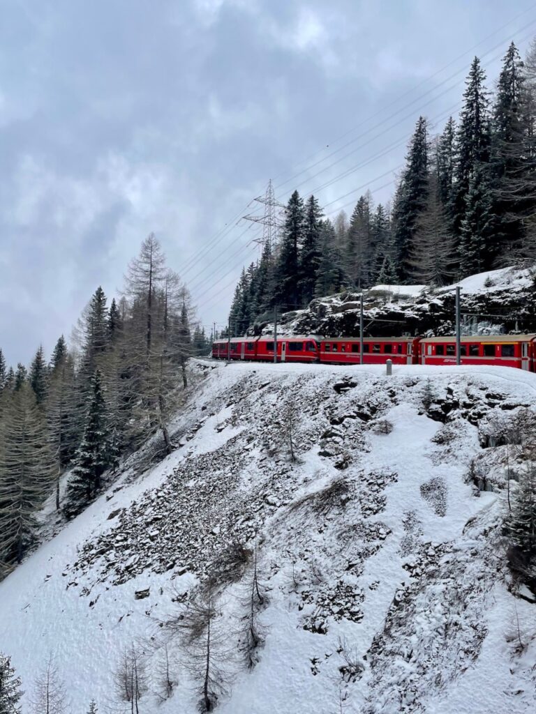 Trenino Rosso in montagna