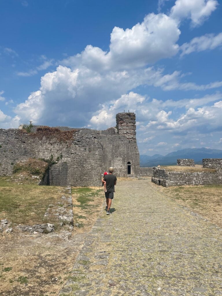 Albania on the road: Castello di Rozafa