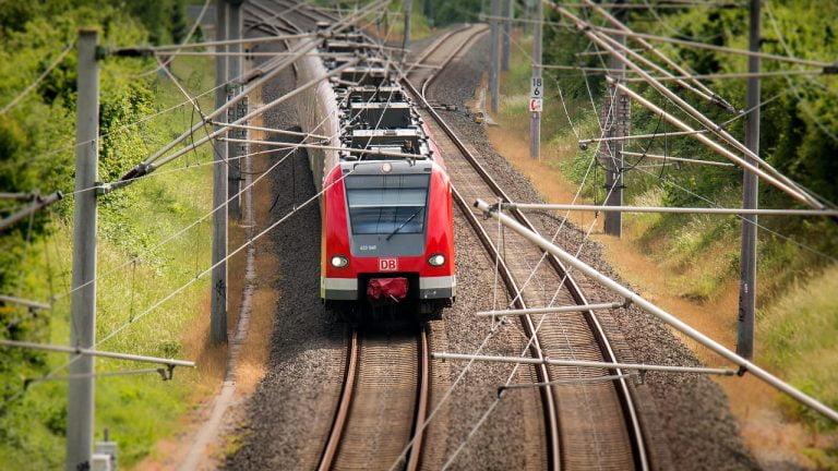 Treno copertina